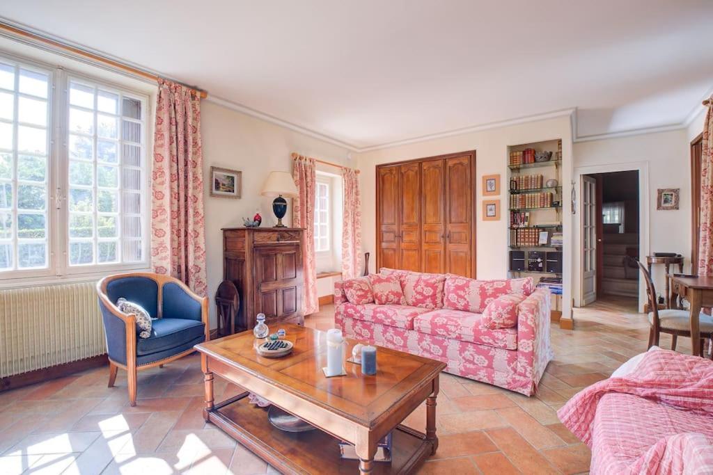 Bois Et Chiffons Famille Et Confort Siorac-en-Perigord Luaran gambar