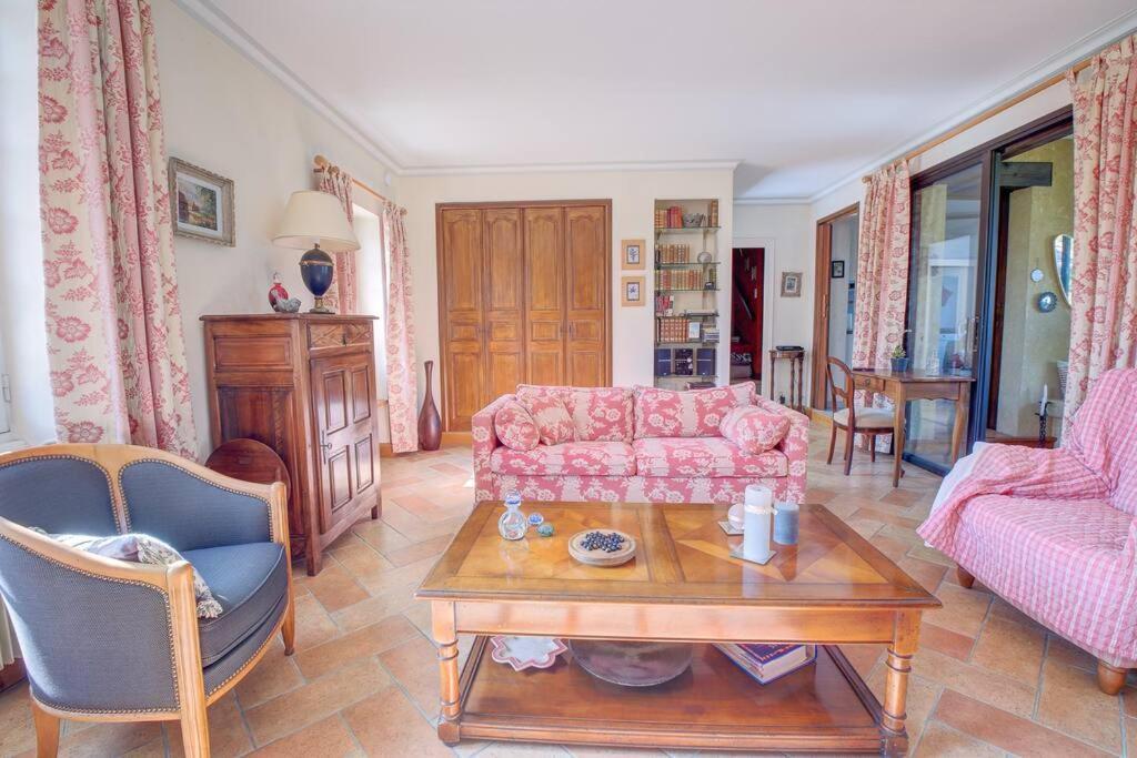 Bois Et Chiffons Famille Et Confort Siorac-en-Perigord Luaran gambar